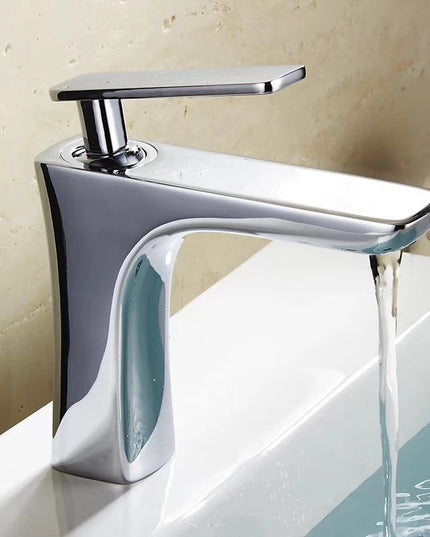 Baterie Baie Argintie cu Detalii Cristal, Design Luxos, 17 cm, VST36
