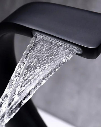 Baterie Lavoar Negru Mat – Design Modern, Cartuș Ceramic, VST25