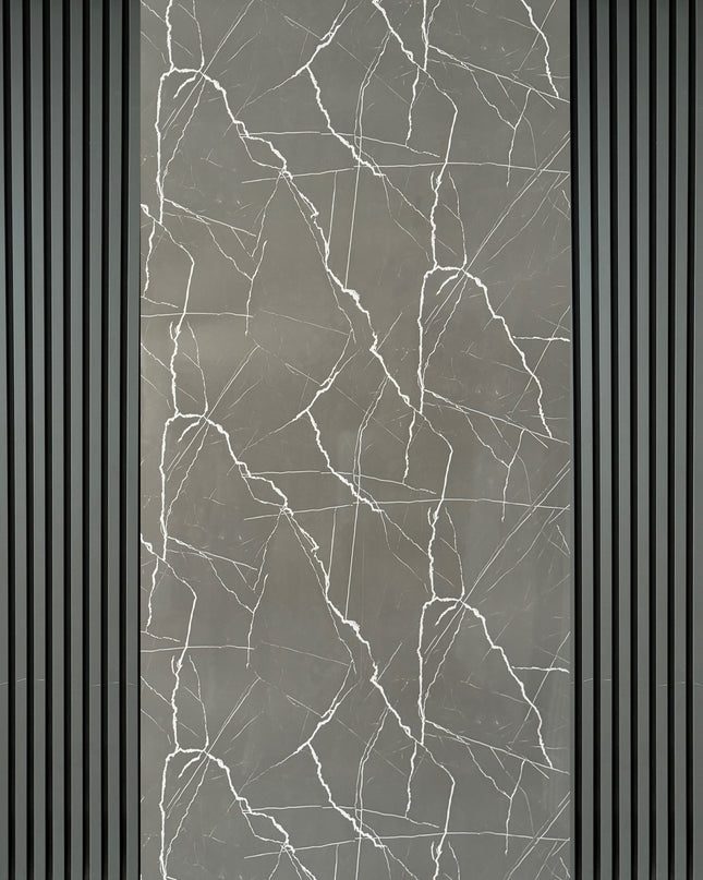2 bucati de reflaje (2 buc x 60 cm x 280) 1 buc Panou pvc 1.22cm X 2.80cm