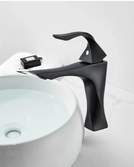 Baterie Lavoar Negru Mat - Design Modern și Elegant, VST1