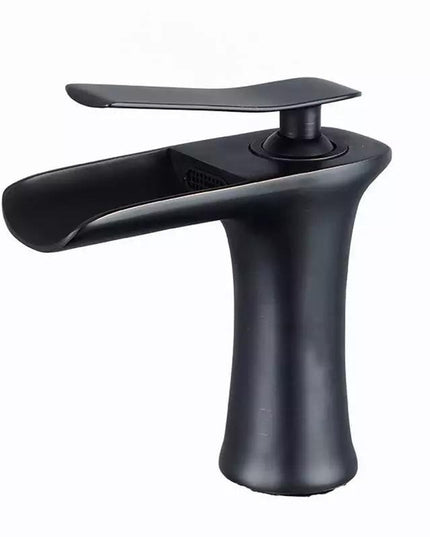 Baterie Lavoar Tip Cascadă, Negru Mat, Montare Pe Lavoar, Design Modern, 17cm, VST34